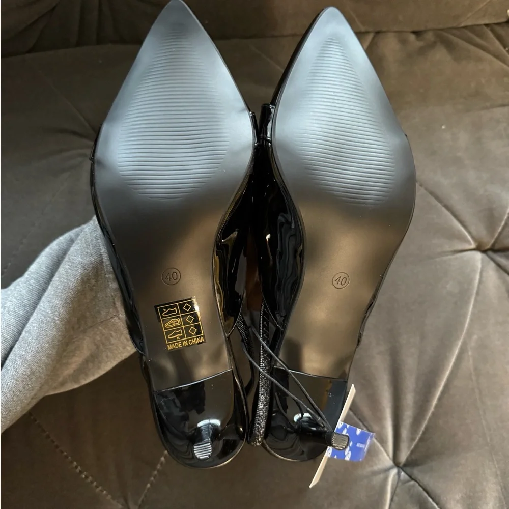 BUCKLE POINTED TOE SLINGBACK - Picture 9 of 10